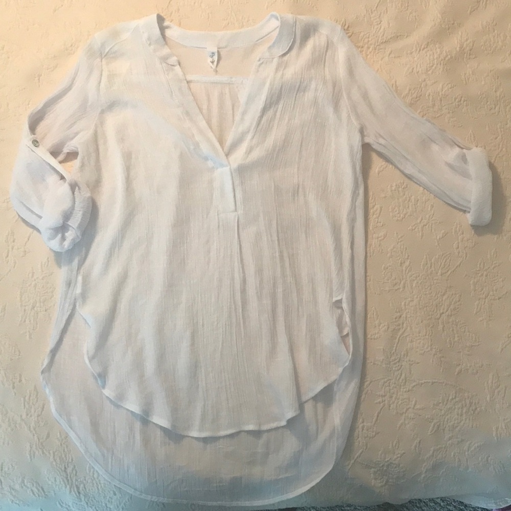 My Story White Lightweight V-Neck Tunic Blouse